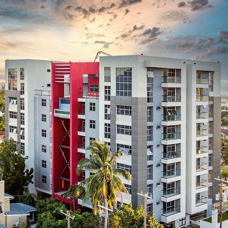 Parkhurst Lux Condo Near Devon House Kingston Dış mekan fotoğraf